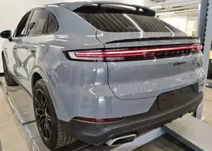 Porsche Cayenne Coupe E-Hybrid*Luft*BOSE*HeadUp*INNO* Bild 4