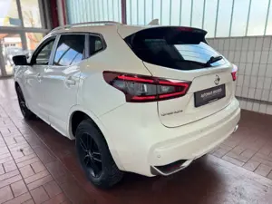 Nissan Qashqai 1.3 Tekna+/Autom/Pano/Leder/360°Kam/BOSE Bild 4
