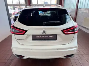 Nissan Qashqai 1.3 Tekna+/Autom/Pano/Leder/360°Kam/BOSE Bild 5