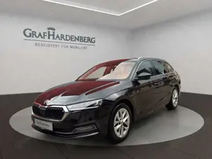 Skoda Octavia Combi First Edition TDI DSG Navi AHK LED
