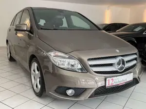 Mercedes-Benz B 180 B180,Navi,Teilleder,Shz,Tüv-Neu,PDC,Klima