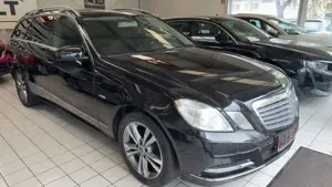 Mercedes-Benz E 220 CDI BlueEfficiency*1-Hand*TÜVneu*Service*