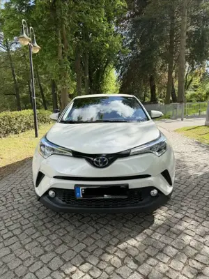 Toyota C-HR Hybrid Club