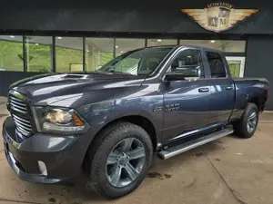 Dodge RAM 1500 4x4 Crew Cab Sport LEDER/deutsches-FZG