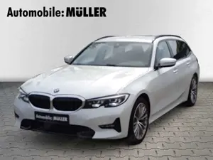 BMW 320 i Sport Line Touring  Aut.  SHZG+TEMPOMAT+NAVI+PDC