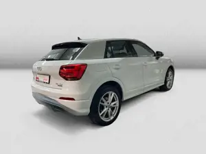 Audi Q2 35TDI quattro S-tronic S-line Navi PDC LED Bild 4