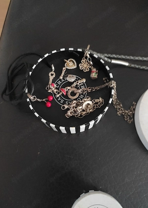 thomas sabo charms