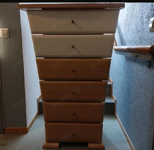 Grosse Kommode aus Holz  Bild 5