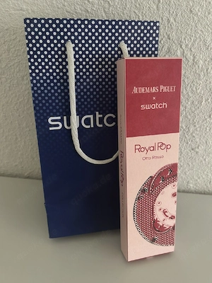 Swatch  Royal Pop