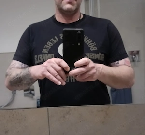 Mann mit XL Sucht das junge Paar oder eine einzelne Frau ab 18j.