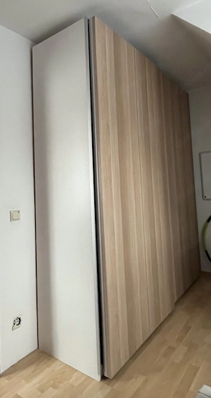 **Ikea PAX Schrank**