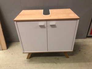Waschbeckenunterschrank