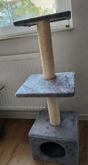 kratzbaum  Bild 2