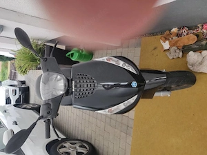 Piaggio Zip 4-Takt Garagenfahrzeug Fahrbereit nur 4536Km Laufleistung