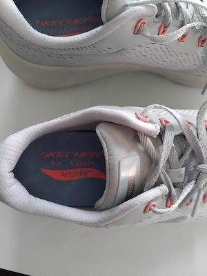 Fast neue Skechers arch fit 2.0 Gr 40 