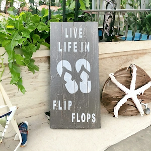 Holzbild  Live Life in Flip Flops    handgefertigte Stranddeko   Beachhouse Style