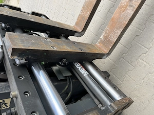 Still D-Stapler RX 70-35 Klima, Kamera, Seitenschieber, Zinkenversteller Bild 6