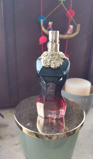 John Paul Gaultier La belle eau de parfum intense 50ml, noch fast voll