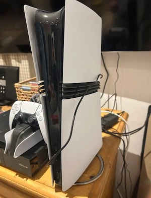 Sony PlayStation ps 5 pro  Bild 2