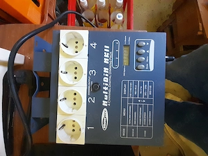 12 ShowTec Spotlights Silber + 3 MultiDim mk2 Dimmerpacks