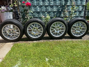 4 Sommerreifen mit Felgen