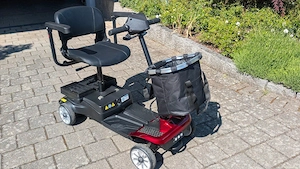       E-Mobilitätshilfe. Ideal für Spazierfahrten und Einkäufe