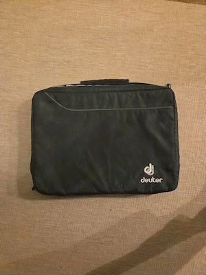 Deuter Notebook Tasche Schwarz, robust & sicher