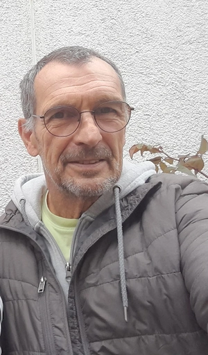 Raum BM:  Suche dich, weiblich 18 plus, dev. für regelmäßige Treffen 