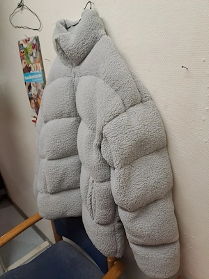 Kleidung:Puffer mit Hoch Qualität,Größe:L ,Hip-Hop, schön, sehr Elegant,sehr Stark...Usw etc.Unisex 