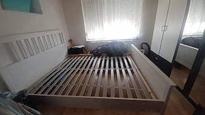 Bett Ikea weiss. 160x200 +2 Kommoden schwarz zum Abholen 
