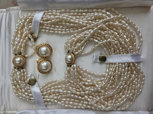 Echte Süßwasserperlenset: Halskette, Armband & Ohrringe