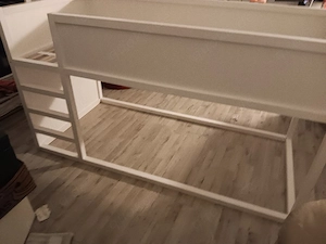 ein Hochbett ab 6 Jahren bis 100kg 