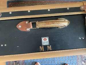 Mädler antiker Koffer schwarz mit Lederbeschlägen Original vor 1945