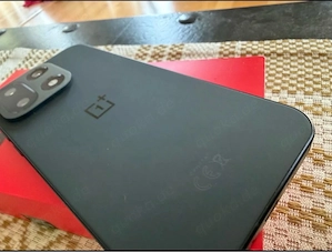 OnePlus 15 Global Version   16 GB RAM   512 GB Speicher 