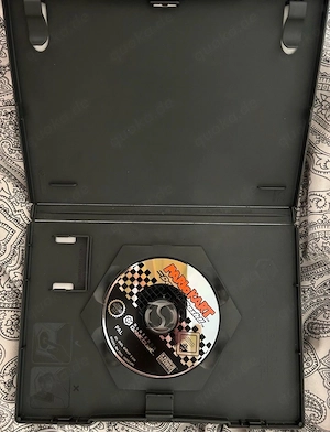 verkaufe eine nintendo game cube  Bild 2