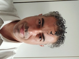 Hi Mädels ich bin der Veli 