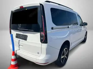 Volkswagen Caddy California Automatik AHK Camper Bild 4