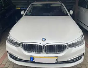 BMW 530 530d Touring Aut. Luxury Line Bild 4