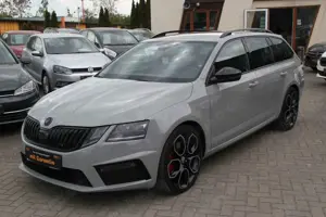 Skoda Octavia RS 4x4+SHZ+MEMORY+KEYLESS+WEBA+ALU+VIRTU