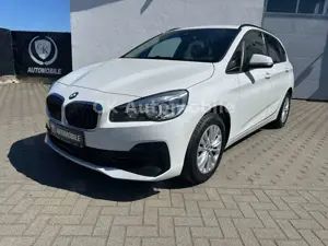 BMW 218 i Active Tourer Advantage Automatik/Navi/AHK