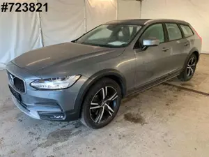 Volvo V90 Cross Country Pro AWD|ILS-LED|Pano|Kam|Memo