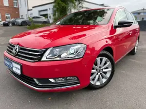 Volkswagen Passat Variant Passat 1.4 TSI DSG Business TÜVService neu NAVI