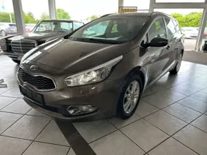 Kia Ceed SW / cee'd SW Autom. Scheckheft AZV