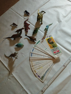Dinosaurier (Spielfiguren + Pocket Quiz)