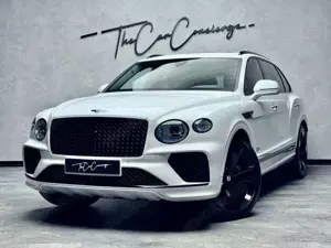Bentley Bentayga V8 EWB BLACKLINE PANO NAIM 22" FULL PPF