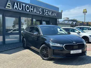 Skoda Superb Combi 2.0 TDI DSG*VIRTUAL*R-CAM*ACC*