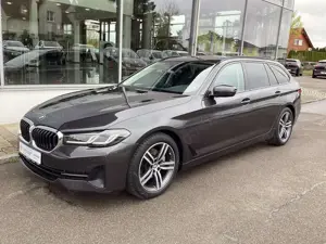 BMW 520 d Touring xDrive Shadow Line/18"/Kamera/Pano