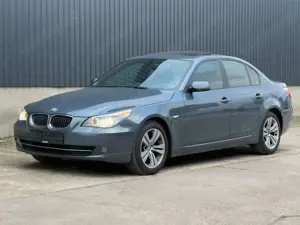 BMW 525 525i /Schiebedach/ Xenon/ Sport Lenkrad/ Navi