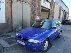 Opel Astra Caravan 16V/ TÜV NEU / Klima/ 8fach bereift