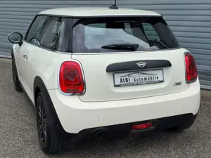 MINI One Bild 2